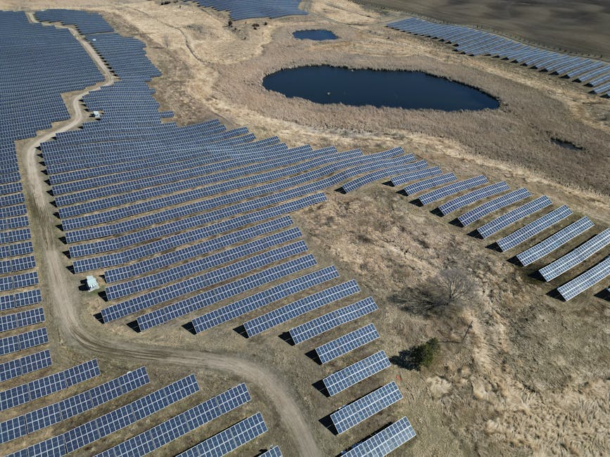 Revolutionary Floating Solar Panel Arrays Begin Operations in Great Lakes Region to Power 2 Million Homes